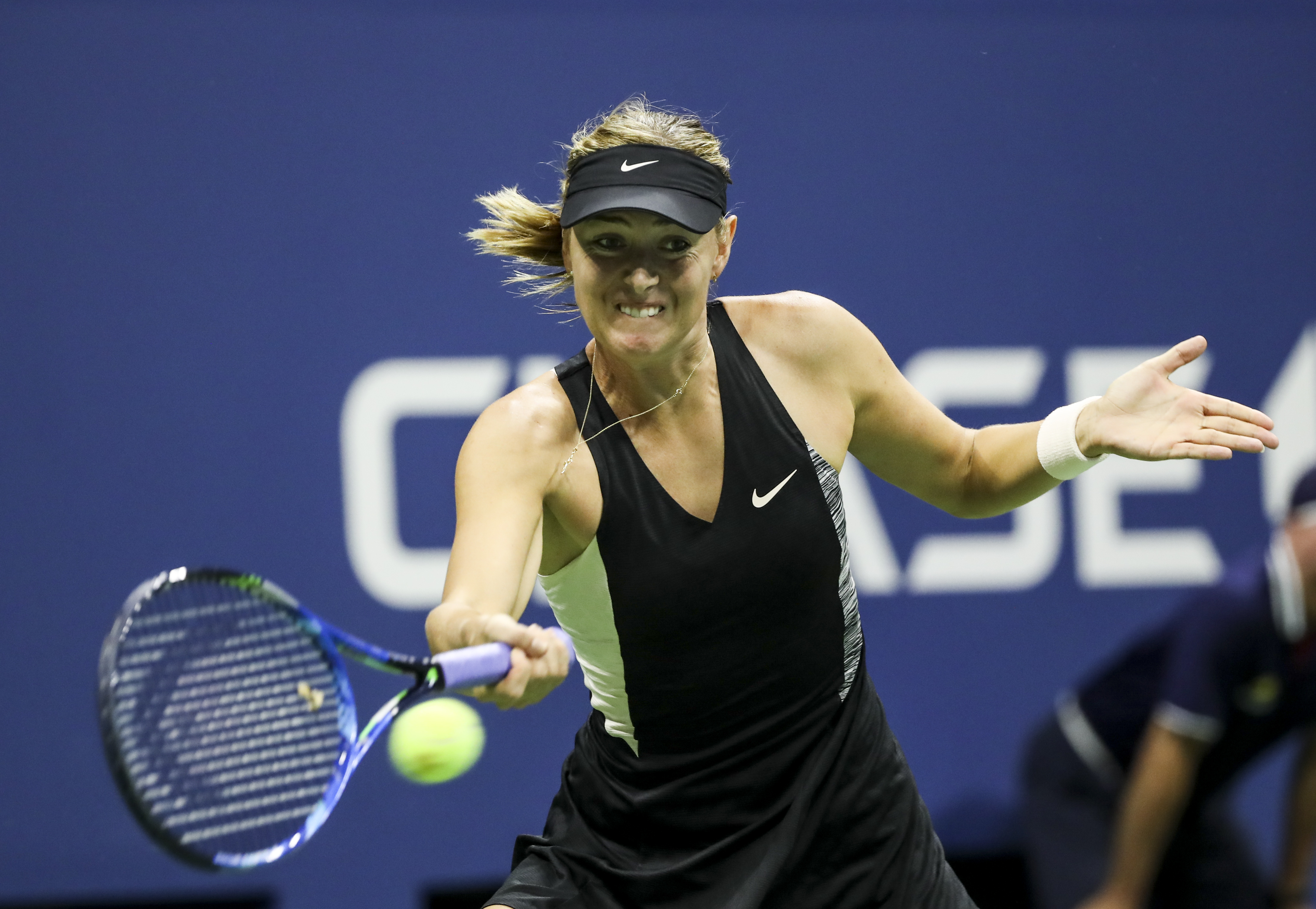 莎拉波娃官方宣布出色防守新规，SKT引发争议！上演精彩一战的简单介绍